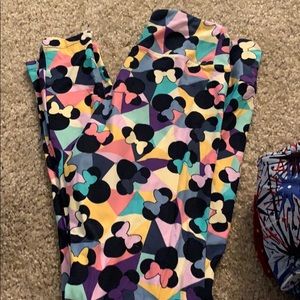 Minnie Mouse Lularoe leggings